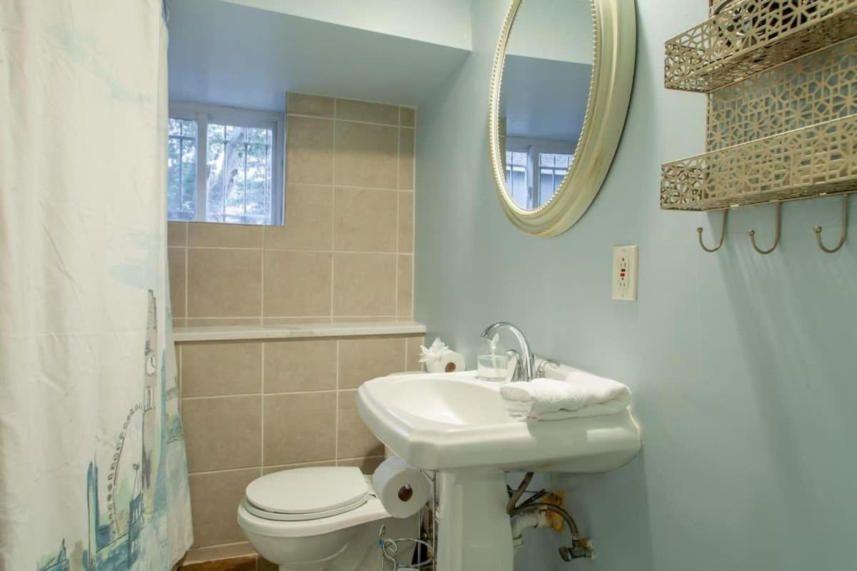 Delightful 1-Br Accommodations Nearby Metro Вашингтон Экстерьер фото