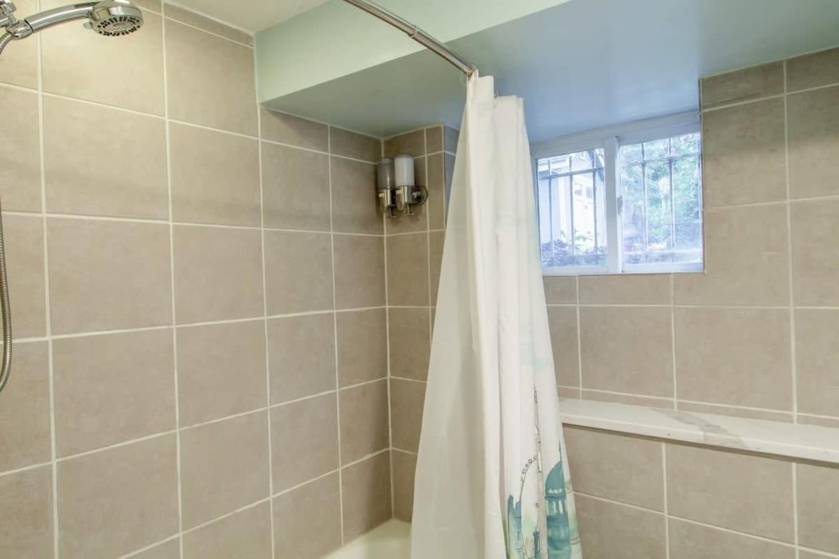 Delightful 1-Br Accommodations Nearby Metro Вашингтон Экстерьер фото